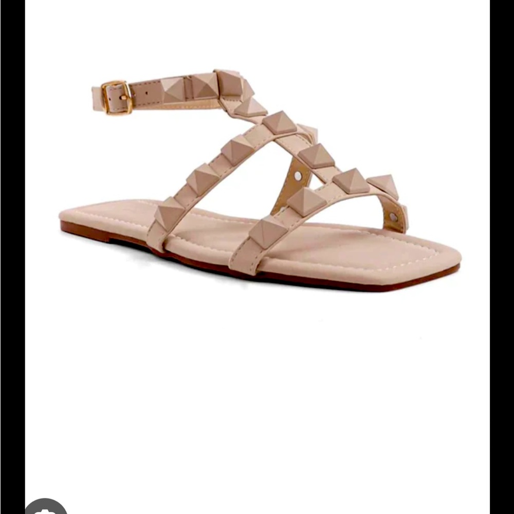 NWOT Shu Shop babe sandals